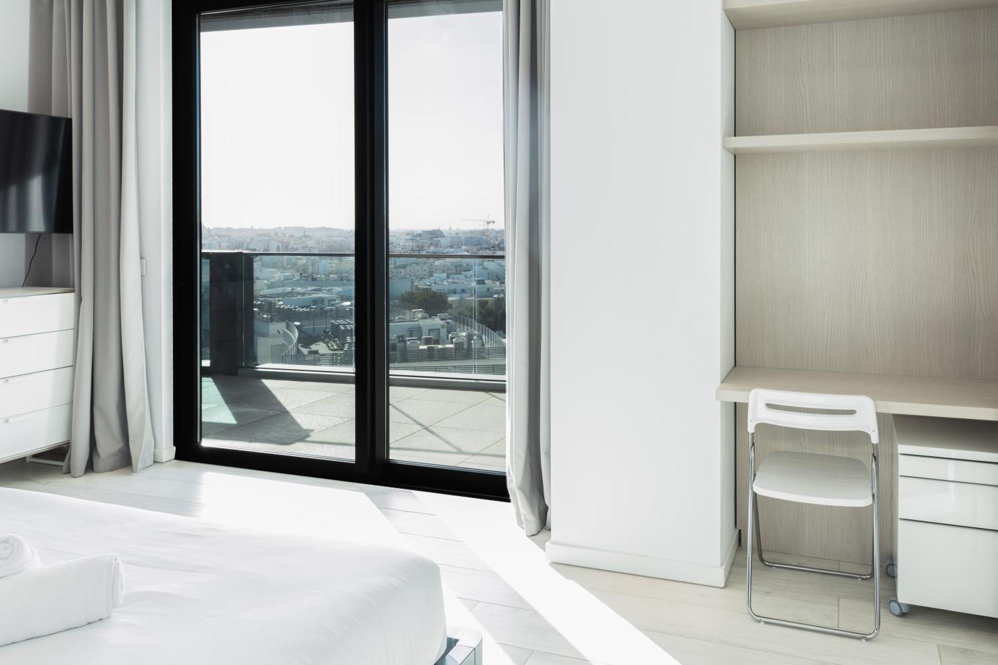 Modern Apartment In The Center Of St Julians By Arcobnb St. Julian's Exterior foto
